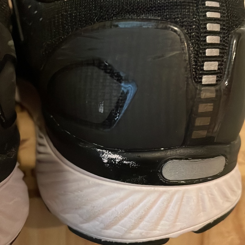 Under Armour Bandit 4 Charger Tennis Shoes - Picture 5 of 10
